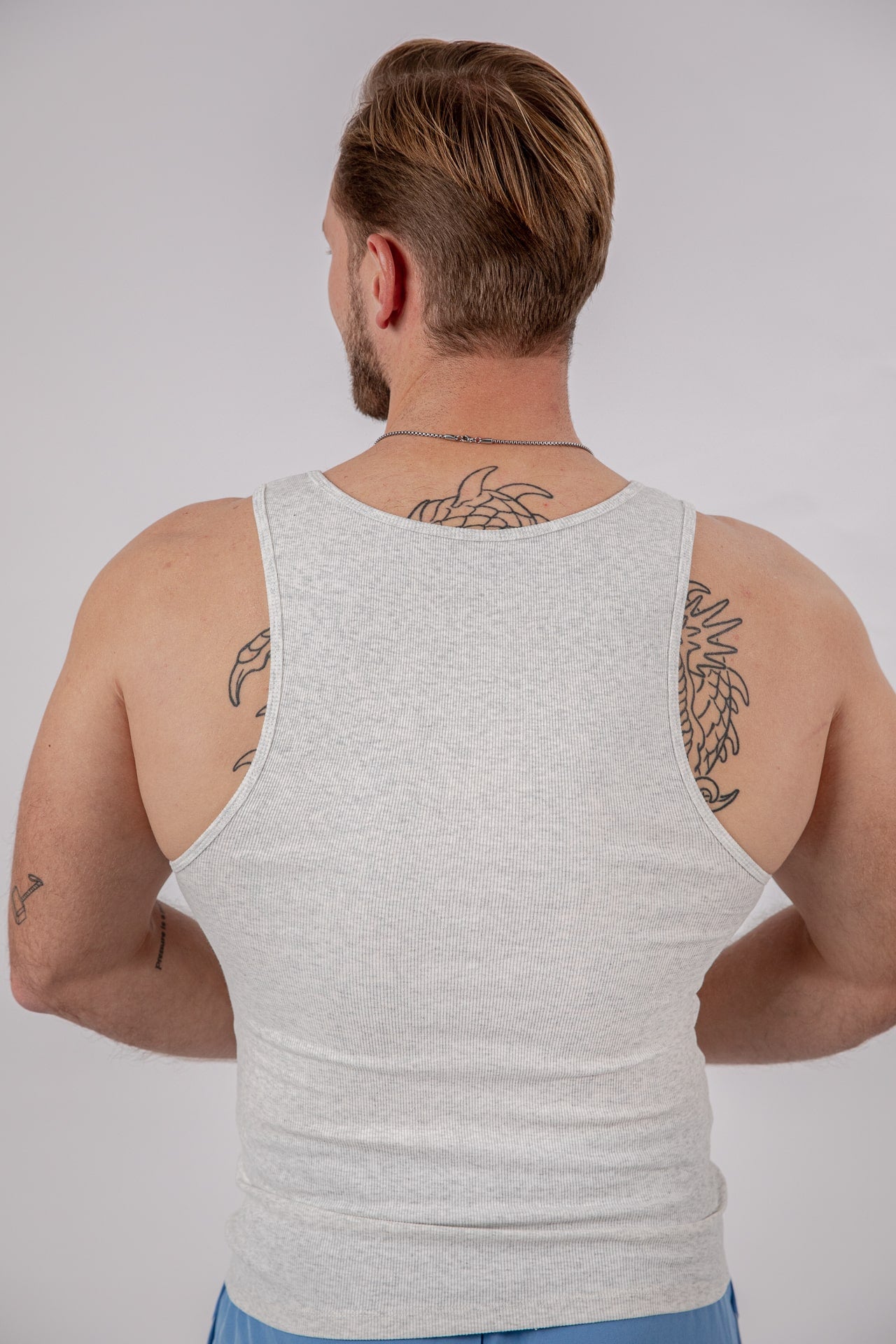 Ribbed Tank Top – Grau