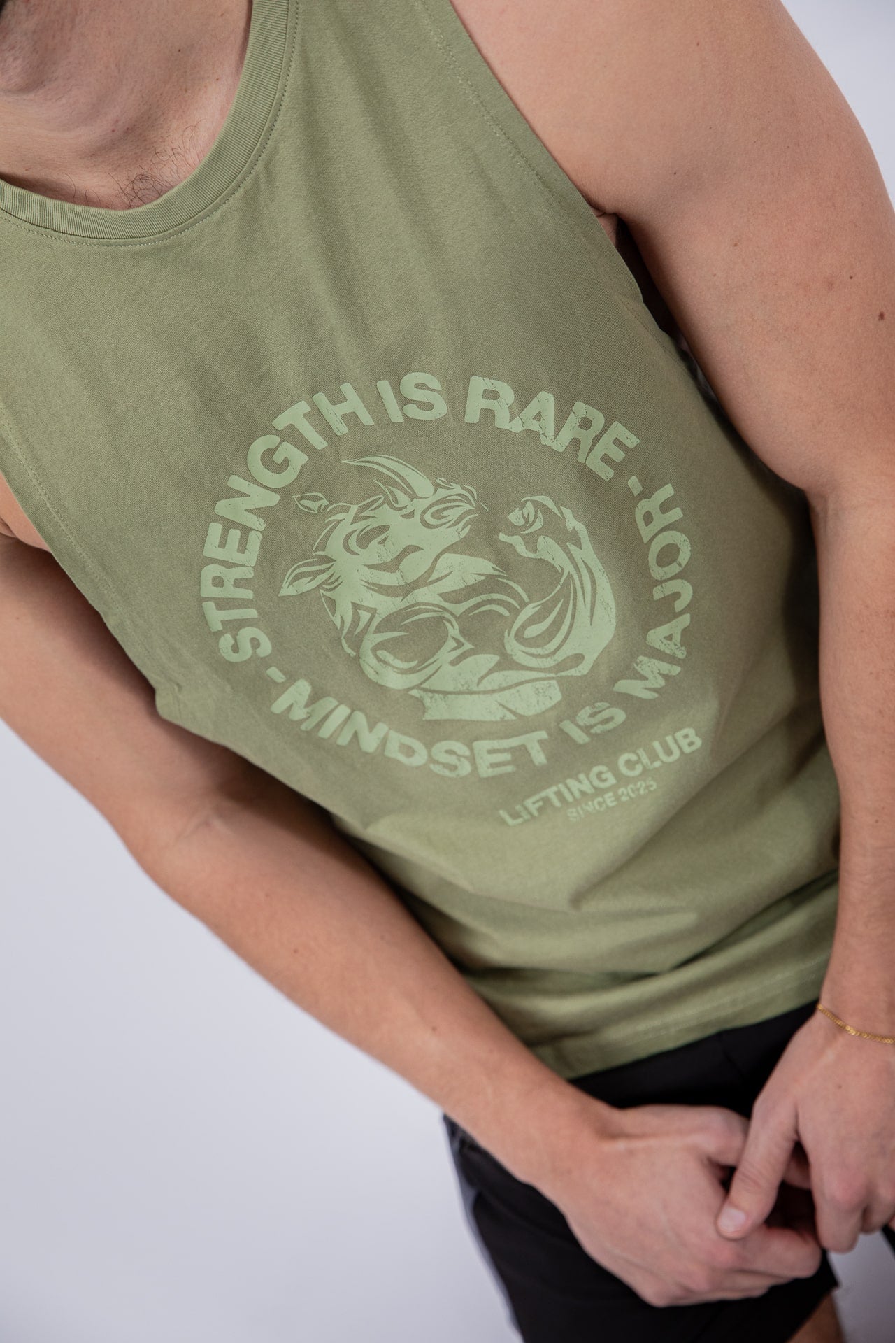 Major Mindset Logo Tank Top Grün aus der Nähe
