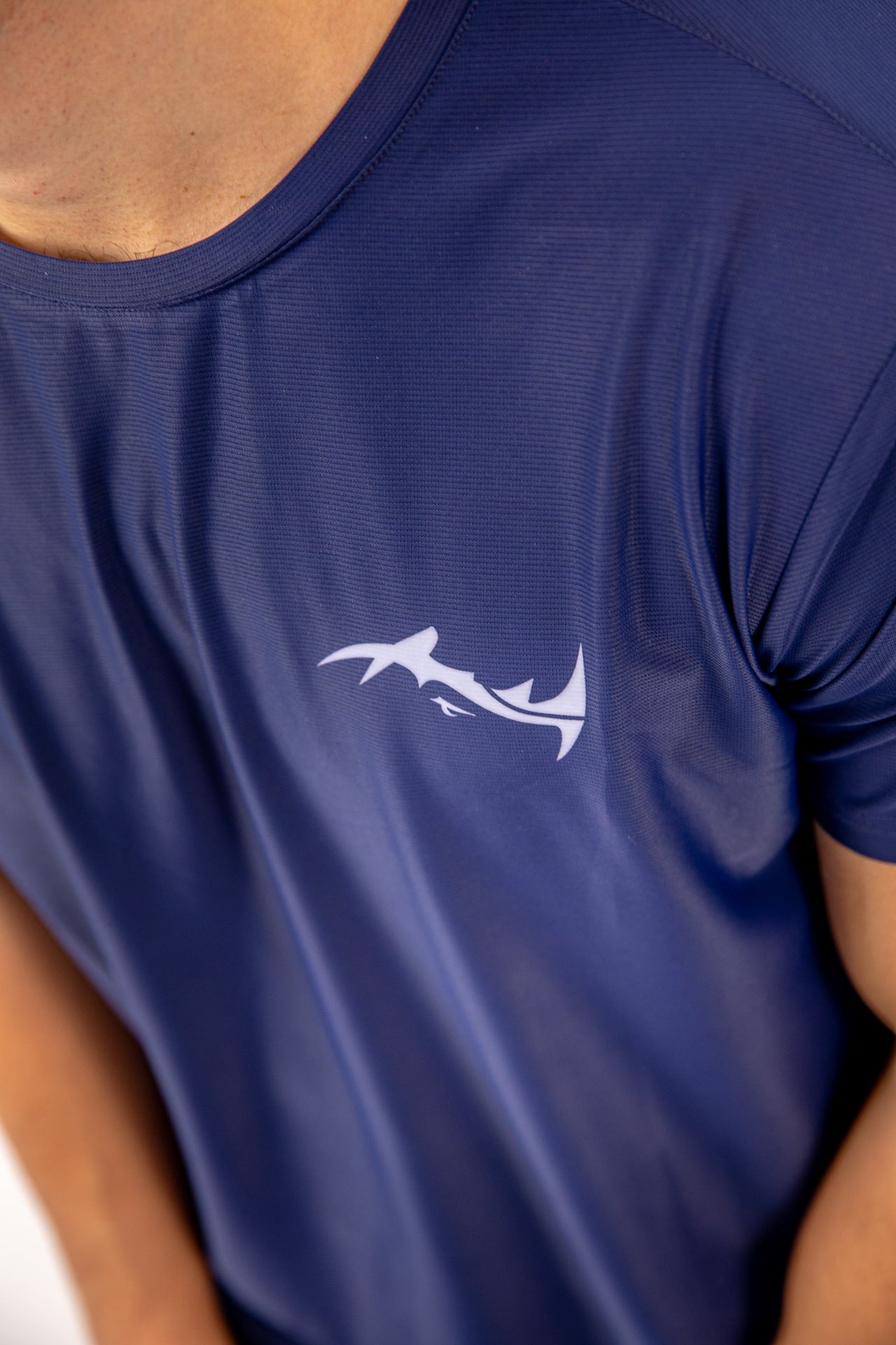 Major Mindset Running Shirt Navy Blue Close-up Logo