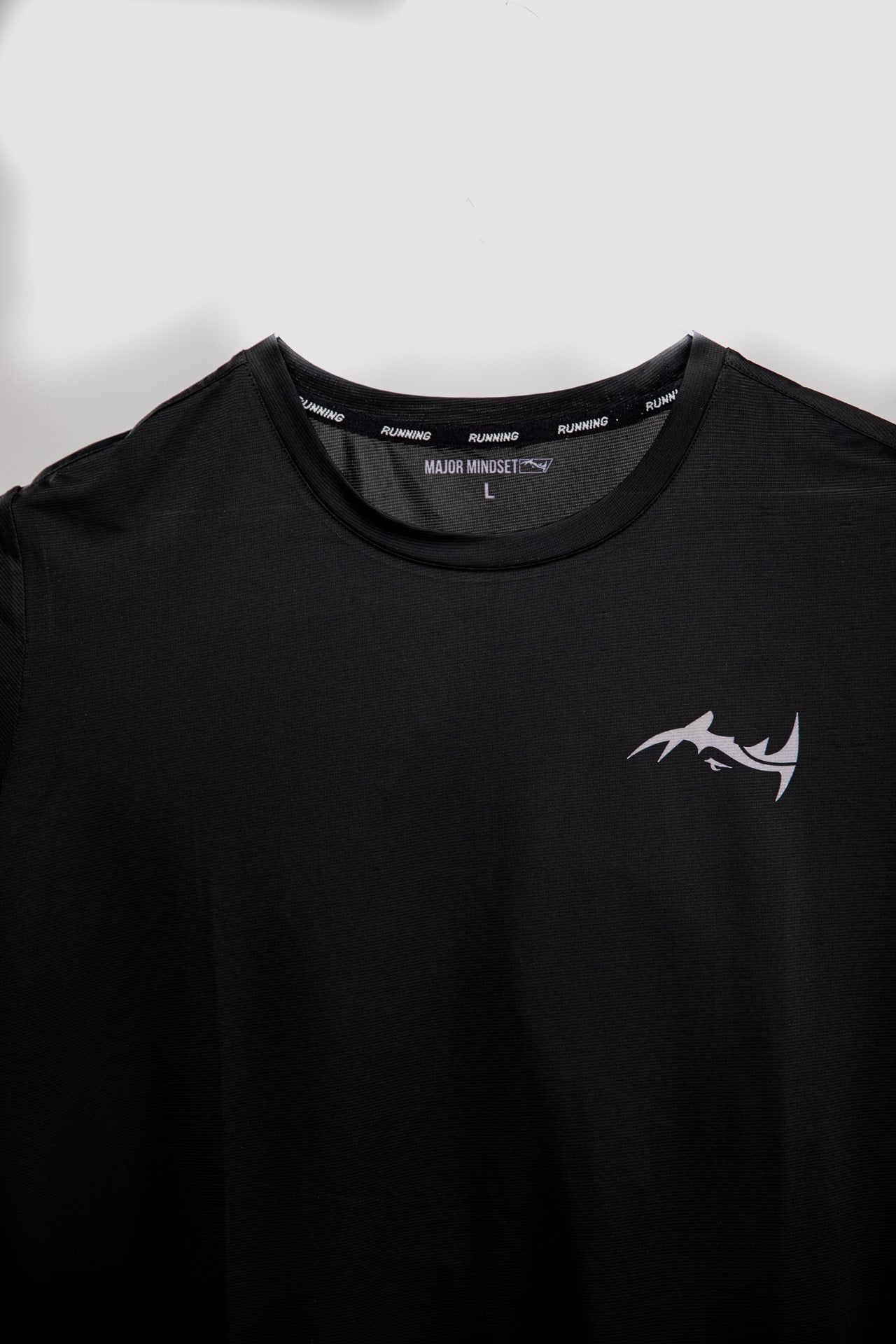 Major Mindset Running Shirt, funktionales Sport-T-Shirt, schwarz, frontal, Innen-Aufschrift