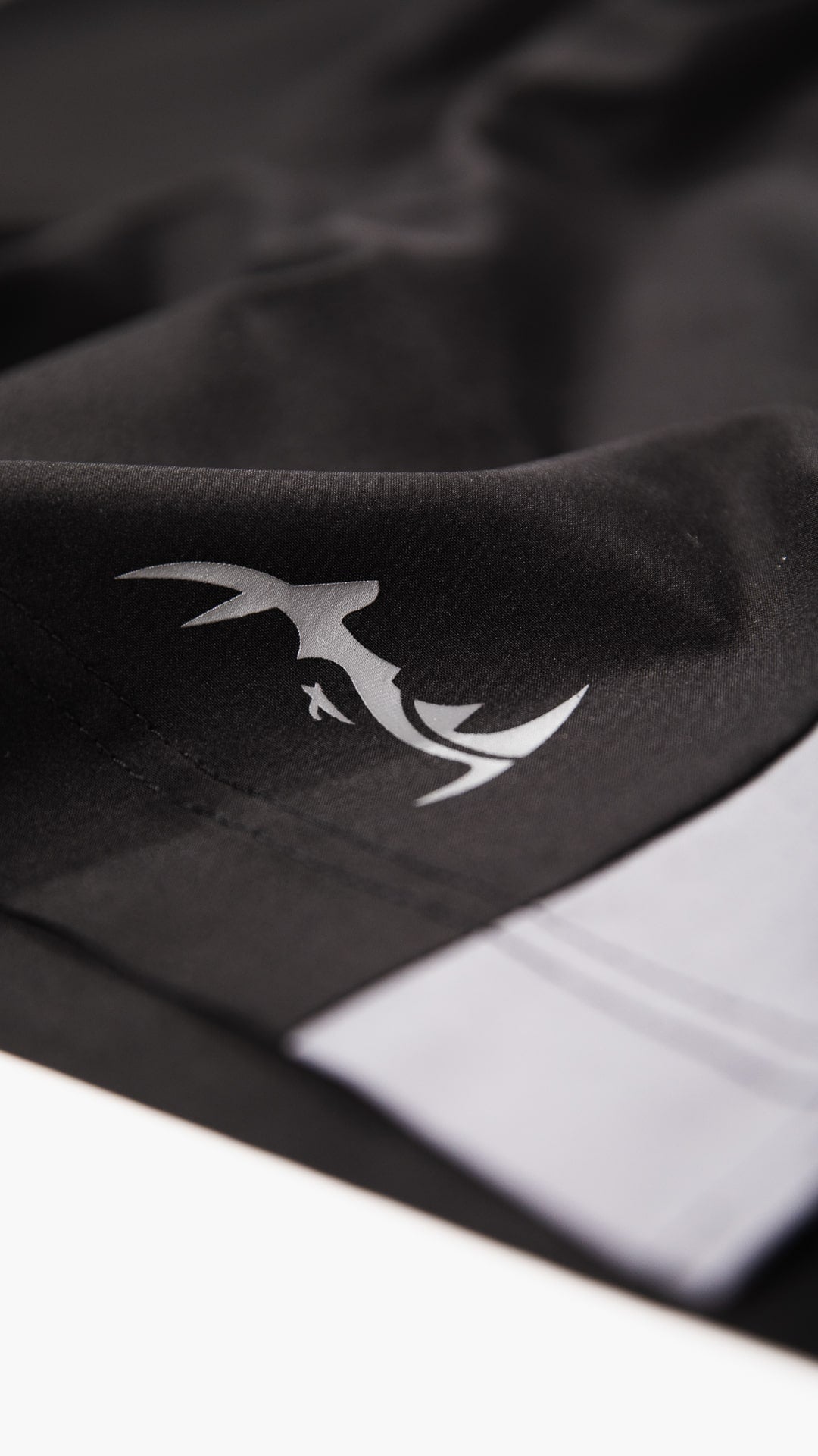 Major Mindset Shorts für Herren in Schwarz von vorne Logo