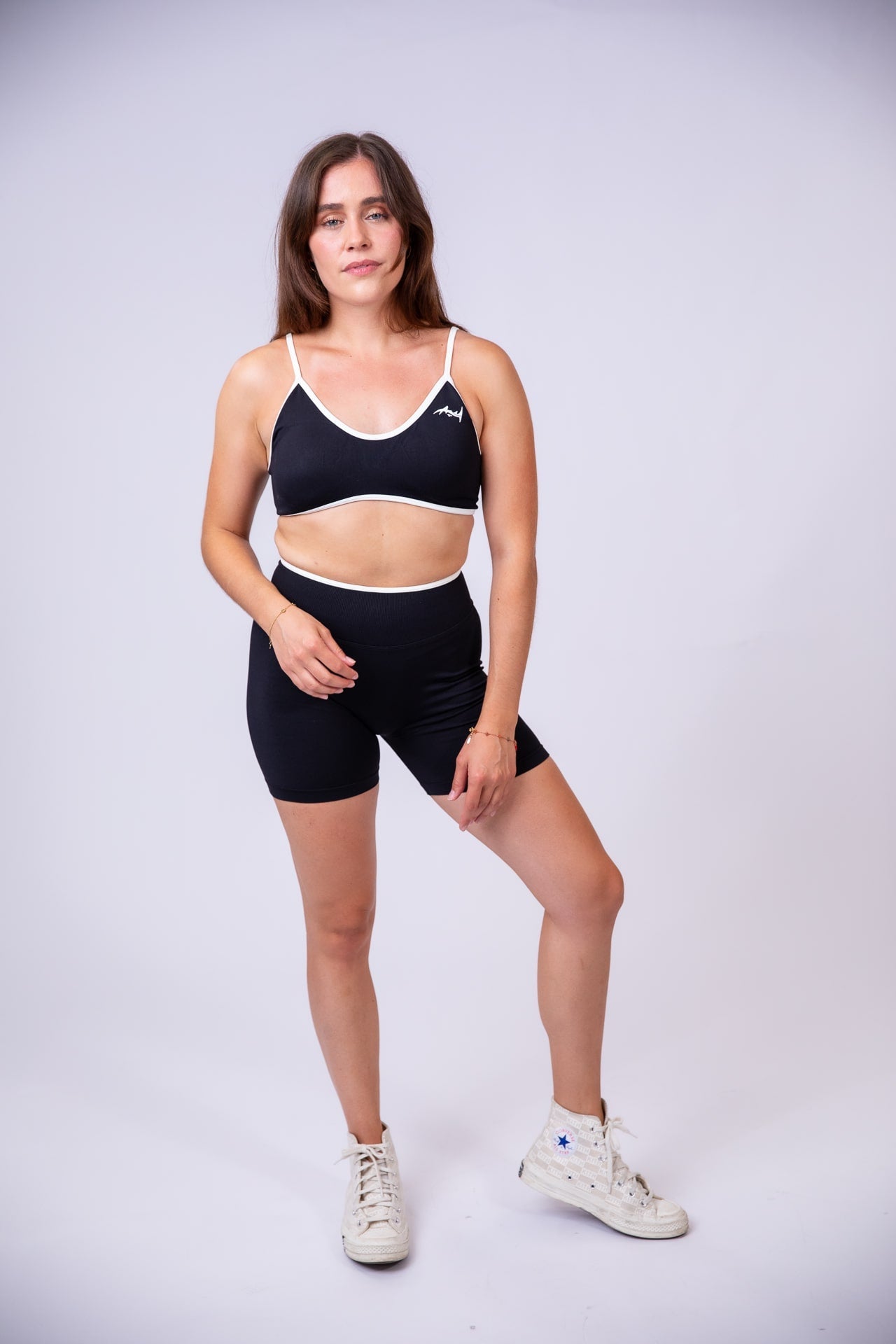 Major Mindset Heritage Set schwarz, Sport-BH und Shorts, frontal